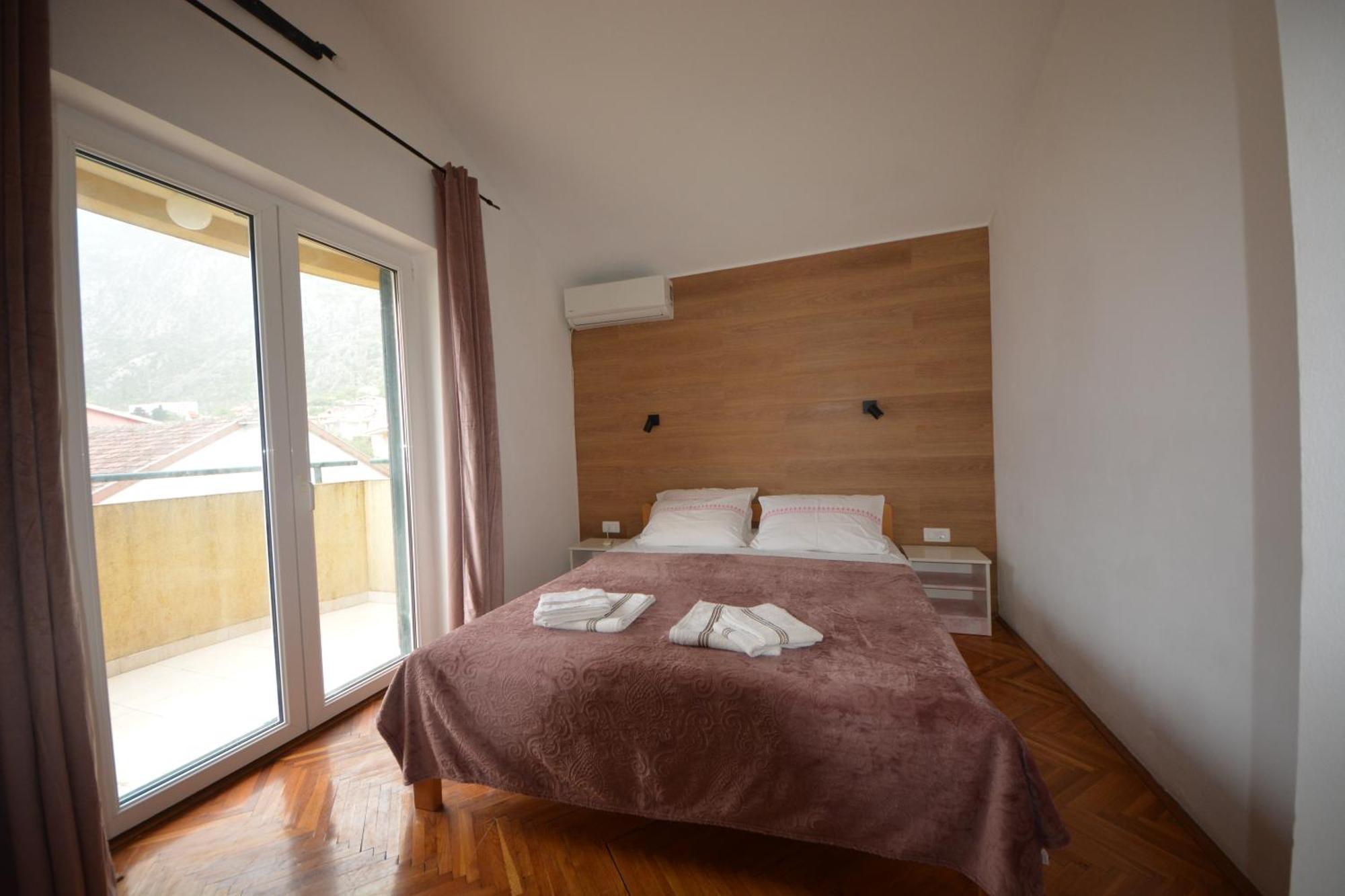 Apartman Milosevic كوتور المظهر الخارجي الصورة